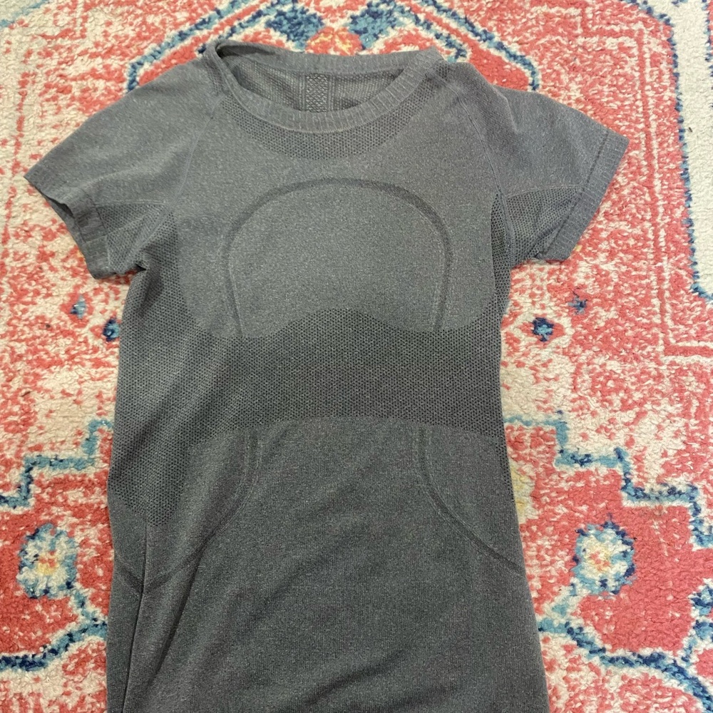 Grey lulu lemon t-shirt. Size small